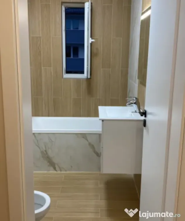 Apartament de 3 camere, semidecomandat, zona Porii, Floresti - Floresti (Cluj)