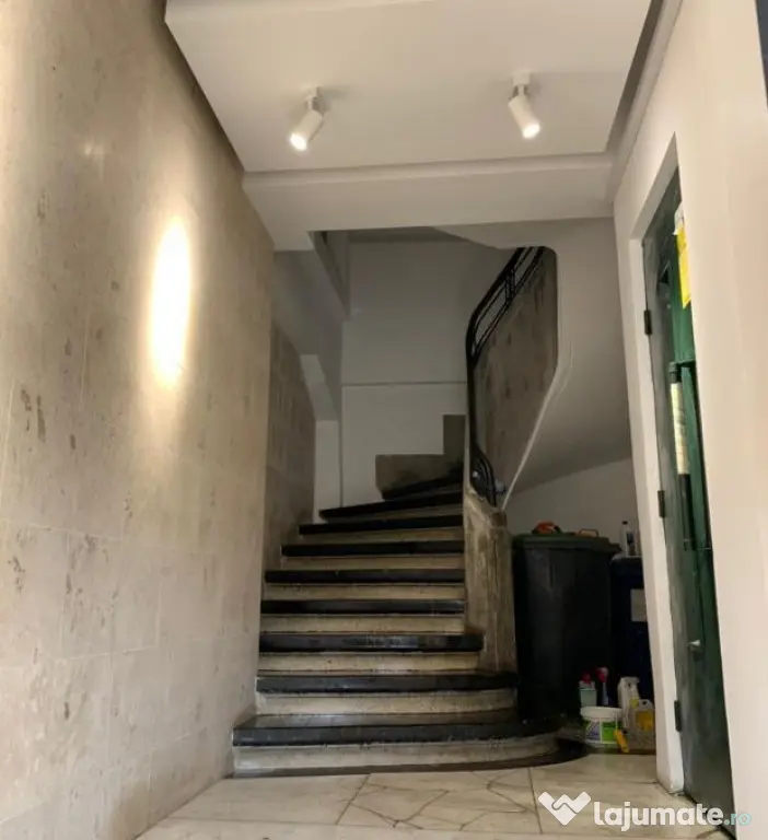 3 camere | Calea Victoriei | 4 balcoane | centrala - Bucuresti (Bucuresti-Ilfov)