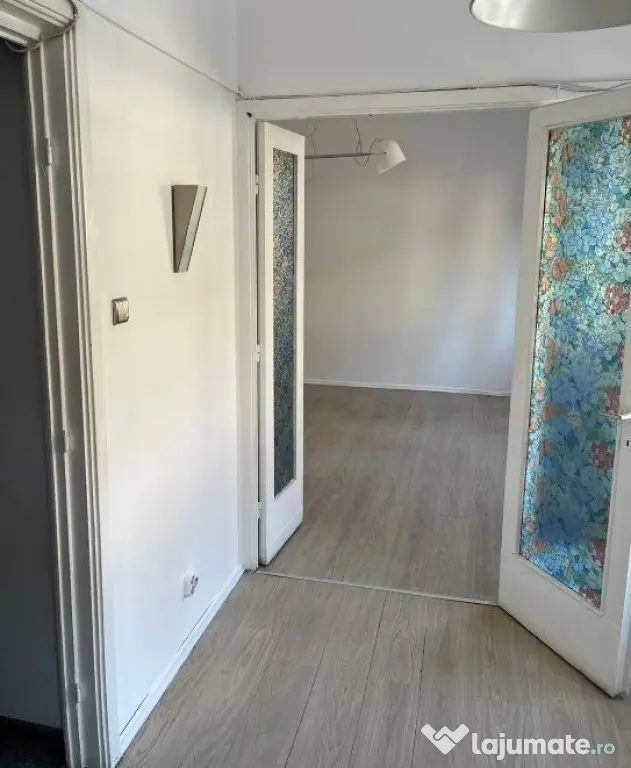 3 camere | Calea Victoriei | 4 balcoane | centrala - Bucuresti (Bucuresti-Ilfov)