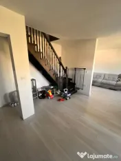 Apartament cu 2 camere, decomandat, pod mansardabil, zona Ge 