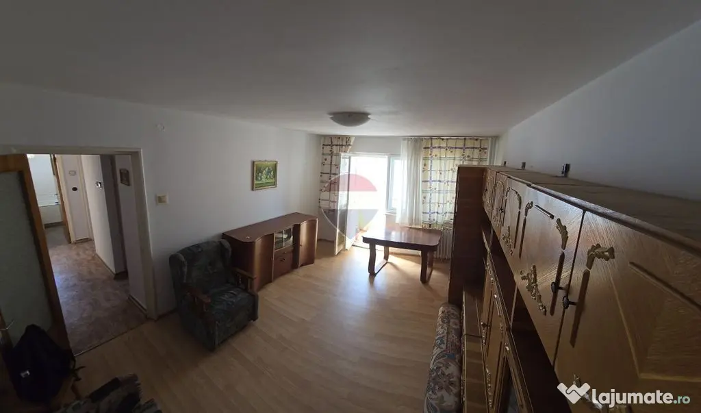 Apartament de vânzare 3 camere| BL Republicii, Ploiești - Ploiesti (Prahova)