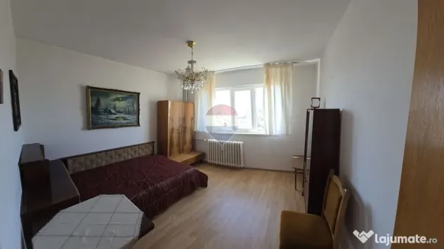 Apartament de vânzare 3 camere| BL Republicii, Ploiești - Ploiesti (Prahova)