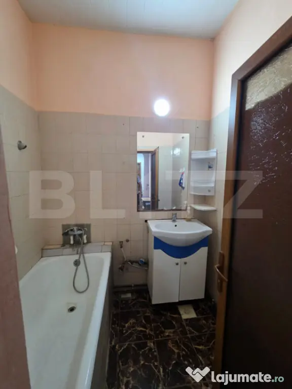 Un apartament care nu are nevoie să pară mai mare în foto - Galati (Galati)