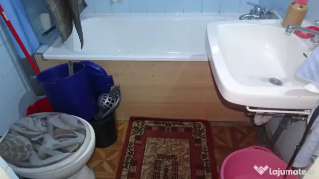 Inchiriez apartament cu 2 camere in Deva, zona Dacia (Salcamilor), eta - Deva (Hunedoara)