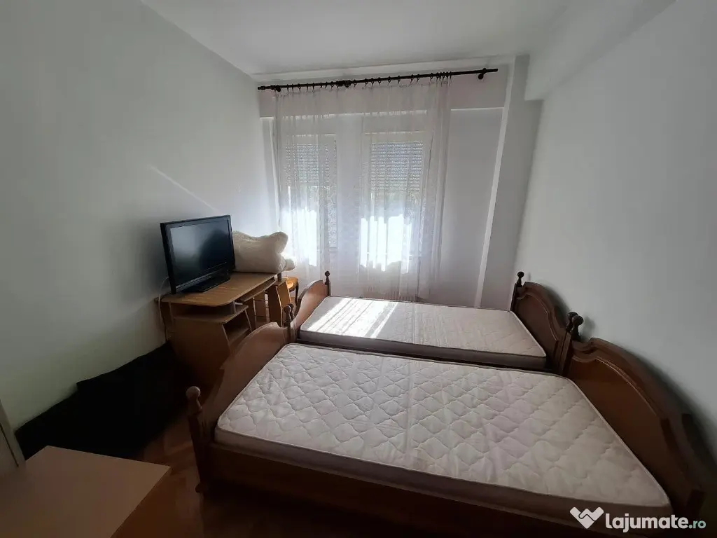 Inchiriez apart 3 camere Zona Boul Rosu ID:RH-45619-property - Arad (Arad)