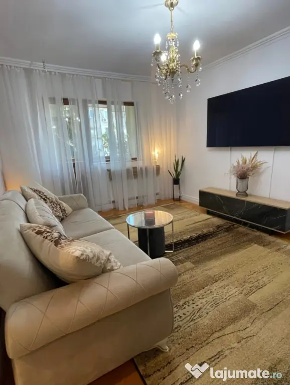 Inchiriez apartament 2 camere, 60 mp utili, complet mobilat și utilat Central