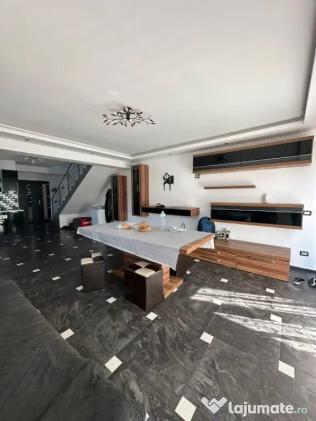 CASĂ DE ÎNCHIRIAT | 143 MP | CURTE 260 MP | TERASĂ 33 MP - Baia Mare (Maramures)