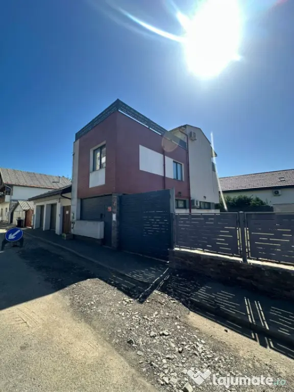 CASĂ DE ÎNCHIRIAT | 143 MP | CURTE 260 MP | TERASĂ 33 MP - Baia Mare (Maramures)