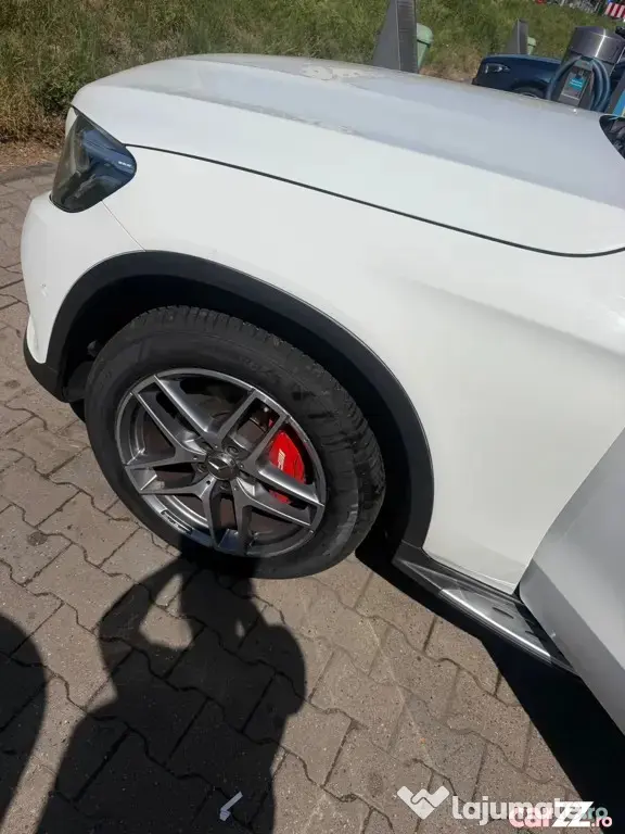 Mercedes Benz GLC 220 d 4 Matic AMG line - Iasi (Iasi)