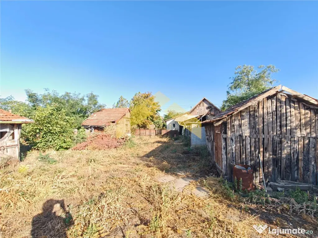 Casa de in Kisdombegyhaz, Ungaria - Variasu Mic (Arad)
