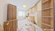 Apartament cu 2 camere renovat in Vlaicu la X-uri 