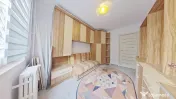 Apartament cu 2 camere renovat in Vlaicu la X-uri 