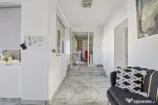 Casă renovată cu teren generos în Satu Mare,Secusigiu