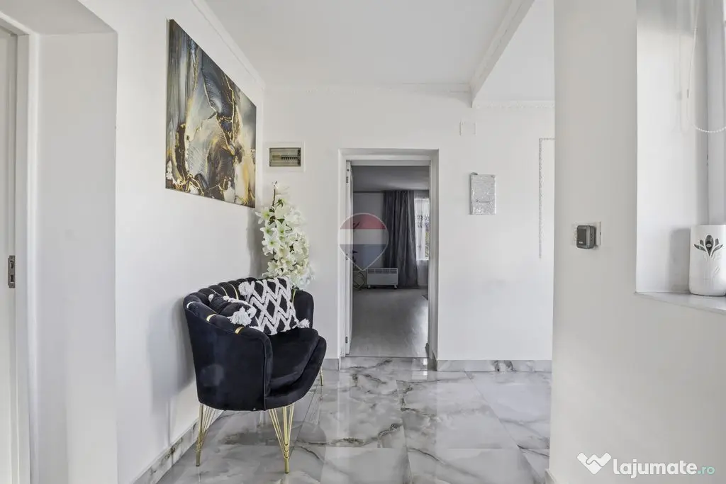 Casă renovată cu teren generos în Satu Mare,Secusigiu - Satu Mare (Arad)