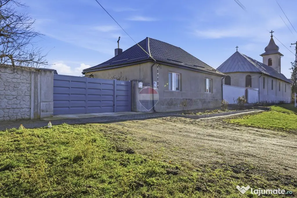 Casă renovată cu teren generos în Satu Mare,Secusigiu - Satu Mare (Arad)