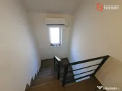Casa individuala 4 camere si teren 408 mp in Sanmihaiu Roman