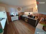Casa individuala 4 camere si teren 408 mp in Sanmihaiu Roman