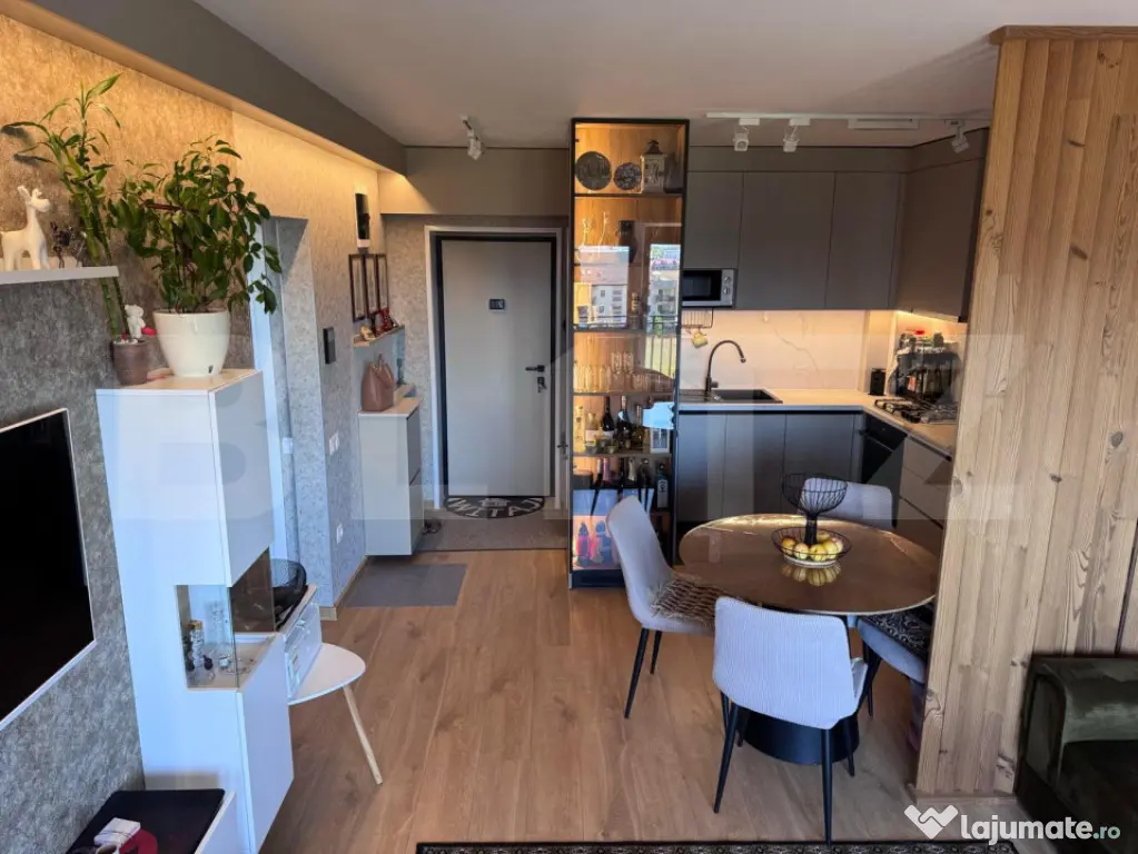 Studio de lux, pt investitie – Tractorul-Coresi - Brasov (Brasov)