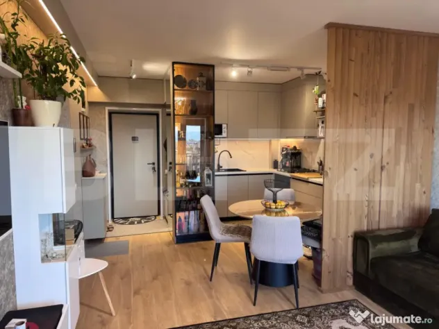 Studio de lux, pt investitie – Tractorul-Coresi - Brasov (Brasov)