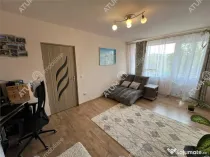 Apartament 2 camere balcon pivnita etajul 1 zona Siretului S