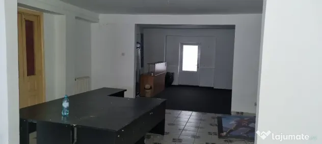 Spatiu amenajat cu suprafata de 100mp zona Stadion - Botosani (Botosani)