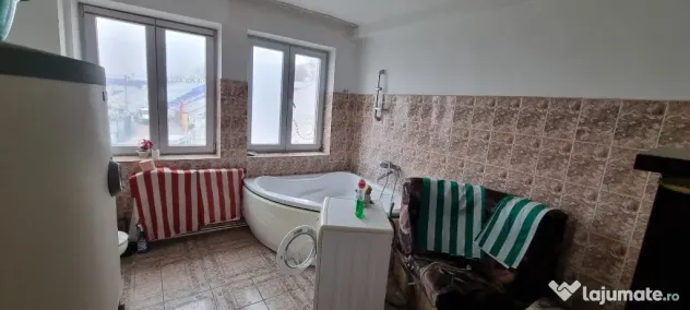 Spatiu amenajat cu suprafata de 100mp zona Stadion - Botosani (Botosani)