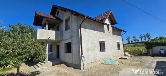 Casa de vanzare la Ipotesti! - Ipotesti (Botosani)