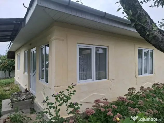 Vând casă în comuna Tansa județul Iași