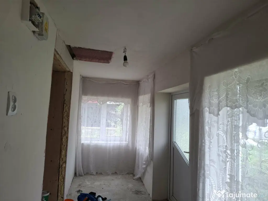 Vând casă în comuna Tansa județul Iași