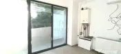 Spatiu comercial renovat cu 2 vitrine mari 11 ml, pe colt -