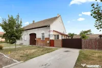 Casă cu 2 camere de vânzare - Nădlac 