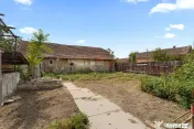 Casă cu 2 camere de vânzare - Nădlac