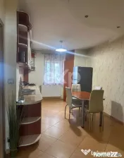Apartament 3 camere | 70 mp | Parcare inclusă | Zona blocul 