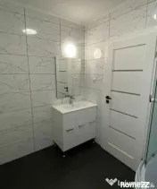 Apartament 3 camere 72 mp in Floresti zona Somesului