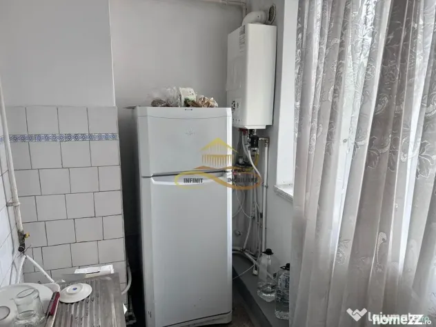 De vanzare apartament 2 camere decomandate Bacau - Bacau (Bacau)