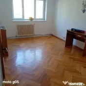 Apartament Cu 3 Camere Decomandate Zona George Enescu