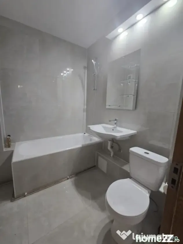 Apartament proaspăt renovat și mobilat – primul chiriaș - Baia Mare (Maramures)