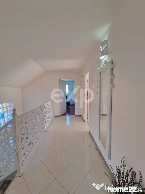 Casă de vânzare 225 mp ,Mărginenii de Sus , DB - Marginenii De Sus (Dambovita)