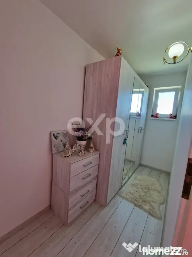 Casă de vânzare 225 mp ,Mărginenii de Sus , DB - Marginenii De Sus (Dambovita)