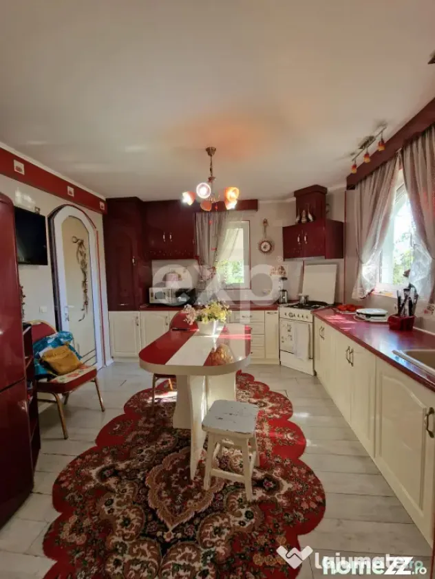 Casă de vânzare 225 mp ,Mărginenii de Sus , DB - Marginenii De Sus (Dambovita)