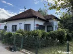 Casă de vânzare cu 6 camere in Câmpulung - zona Sud