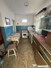 Casă de vânzare cu 6 camere in Câmpulung - zona Sud 