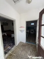Casă de vânzare cu 6 camere in Câmpulung - zona Sud 
