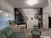 Apartament 2 camere, parcare, zona Terra