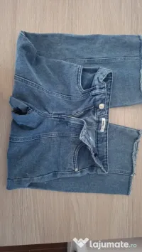 Blugi mai grosi cu reglarea marimi