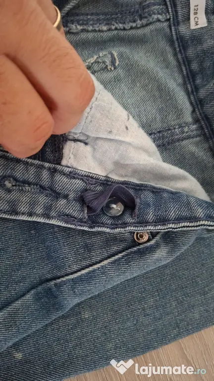 Blugi mai grosi cu reglarea marimi