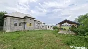 Casă complet renovată RATESTI, Tigveni – Argeș cu te... 