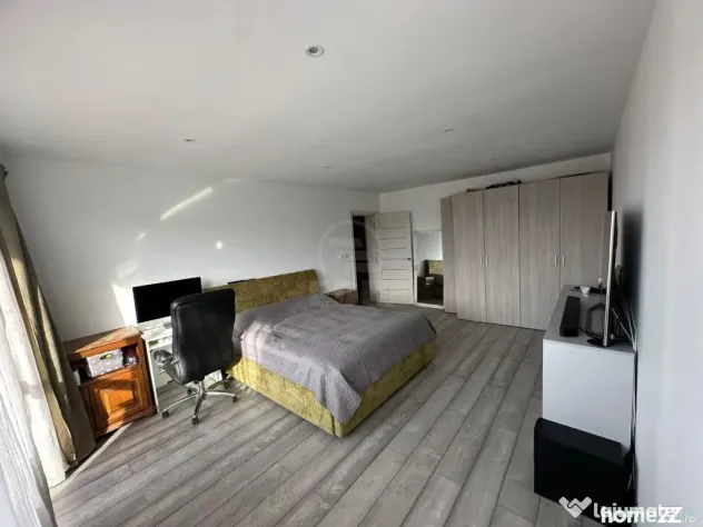 Apartament 3 camere semidecomandat zona Florilor - Floresti (Cluj)