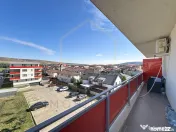 Apartament cu 2 camere, parcare, Floresti, zona Sesul de Sus 
