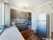 Apartament cu 2 camere, parcare, Floresti, zona Sesul de Sus 